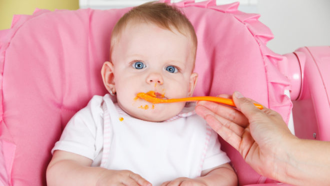 feeding-baby-food-660x373.jpg